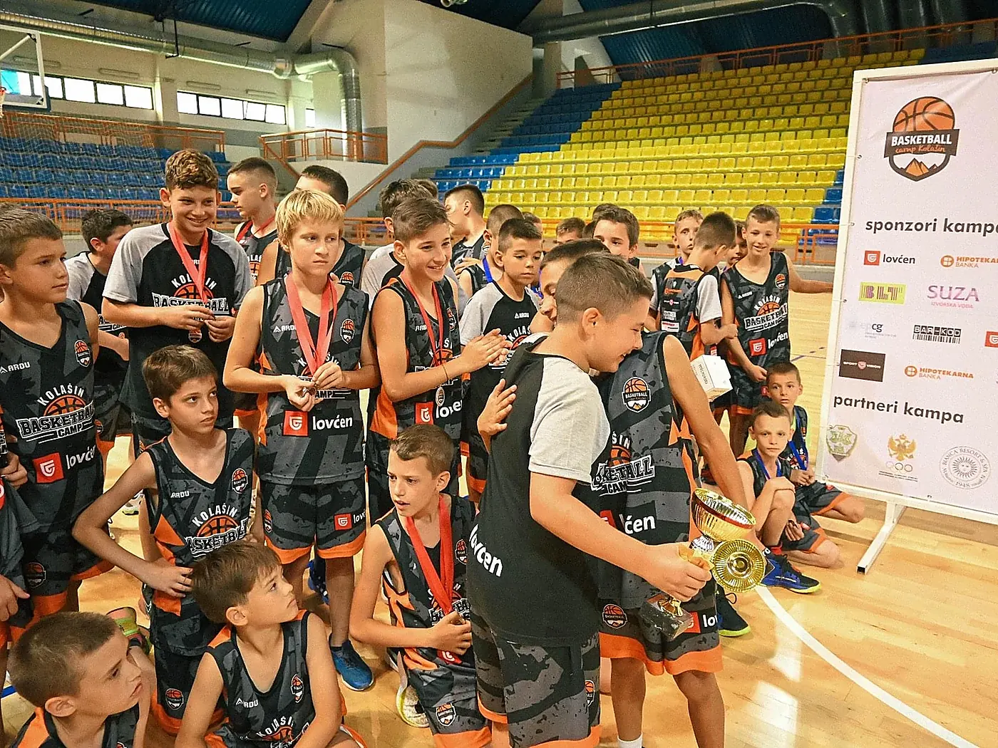 Games & prizes — medals and trophy